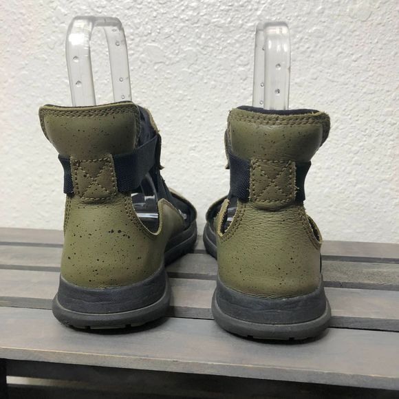 sorel explorer gladiator sandals